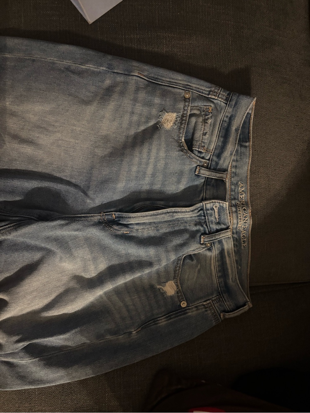 American Eagle Outfitters Light Blue Distressed Relaxed Men’s Jeans